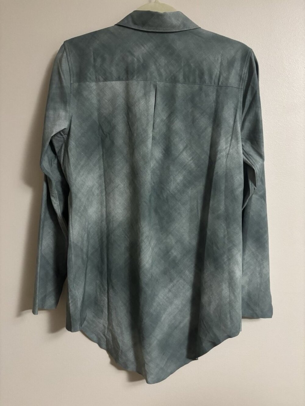 Athleta Urbanite Long Sleeve Button Up Tunic Green Breathable Small - Picture 5 of 8
